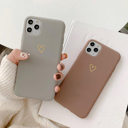 Hollow-Out Heart Vintage Case - Jelly Cases